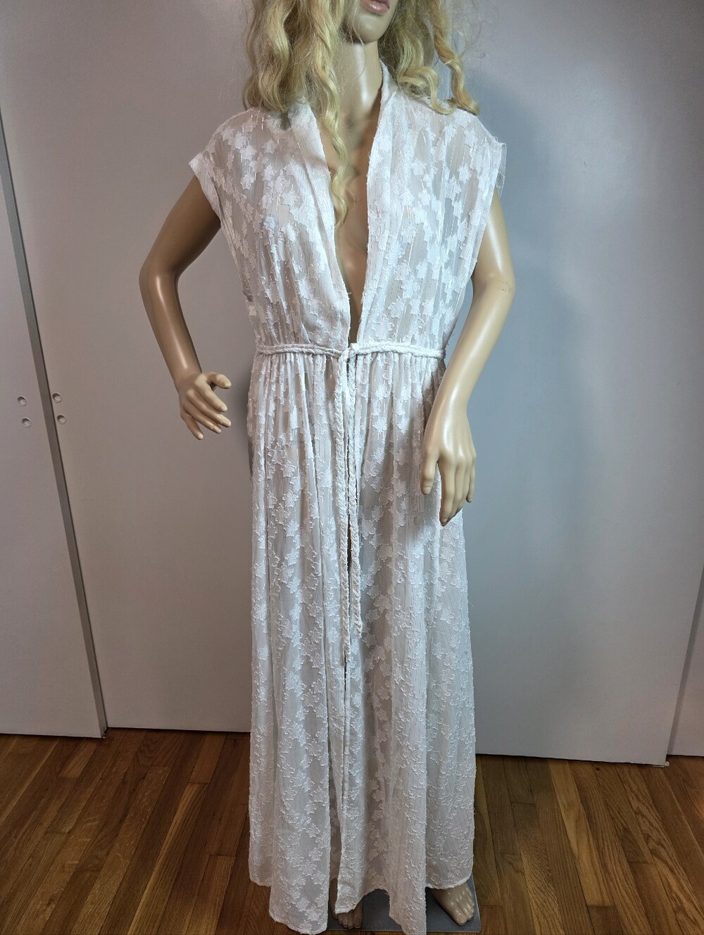 White Jacquard Metallic Thread Sheer Maxi Cover-Up Duster